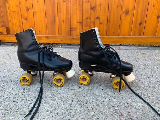 Roller Skates – Size 8 - Orbit - Photo 3