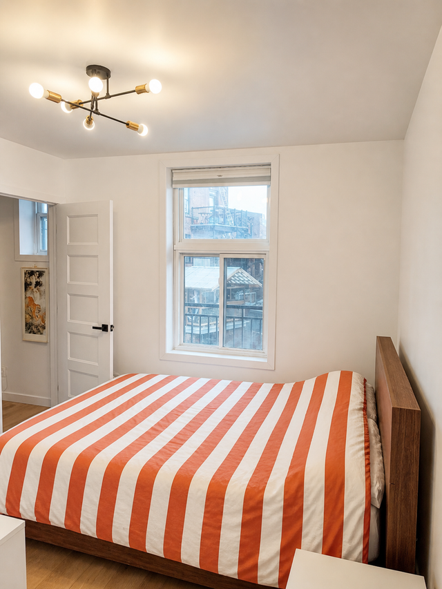 Newly Renovated 4 1/2 Apartment for Rent – Ville-Marie - Photo 9