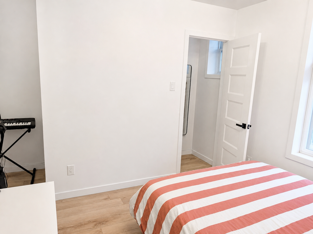 Newly Renovated 4 1/2 Apartment for Rent – Ville-Marie - Photo 11