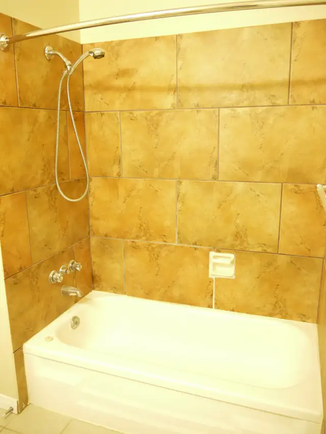 2BR Mn Flr-Best Value!Nwr Ktchn/Bth fencedyard-Quality-PetOK - Photo 7
