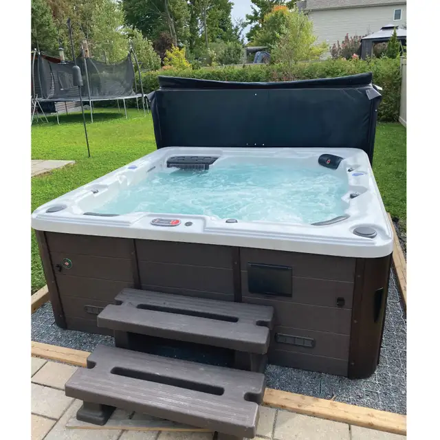 Toronto SE Hot Tub, 6 Person 44 Jet Hot Tub, Outdoor, Spa - Photo 6