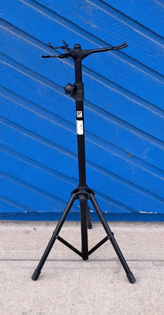 Yorkville Triple Guitar Stand (29502677)