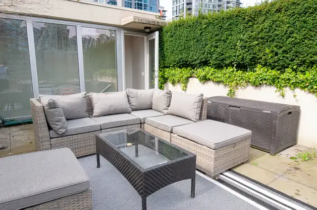 Sleeps 6 - Yaletown Townhouse-Style Condo - Photo 11