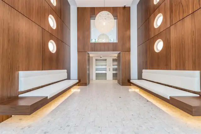 Sleeps 6 - Yaletown Townhouse-Style Condo - Photo 24