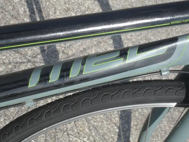 FEMALE'S SUPER LIGHT ALL HYBRID 700C MEC 7 SPD ROAD RACER! - Photo 5