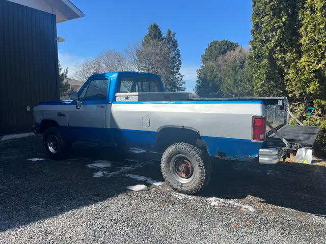 1993 FIRST GEN DODGE W250 CUMMINS - Photo 3