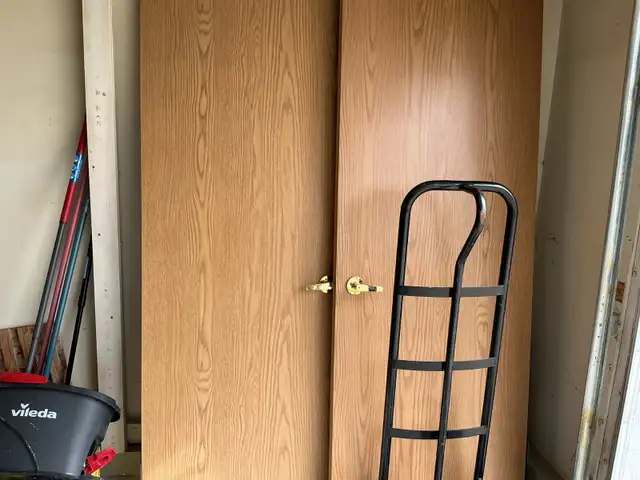 Free doors