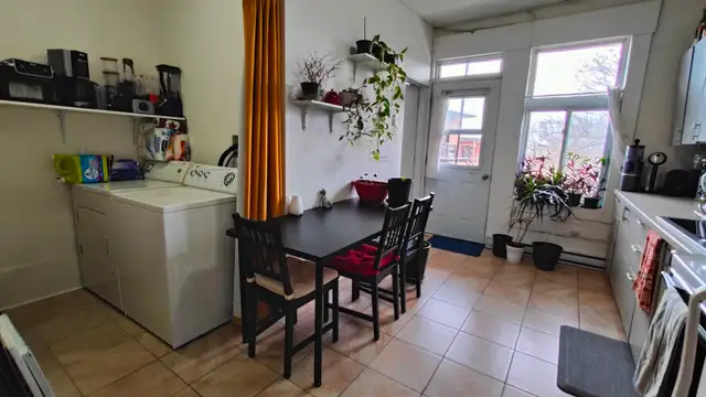 Big and bright 4 1/2 apartment with 2 closed bedrooms - Photo 9