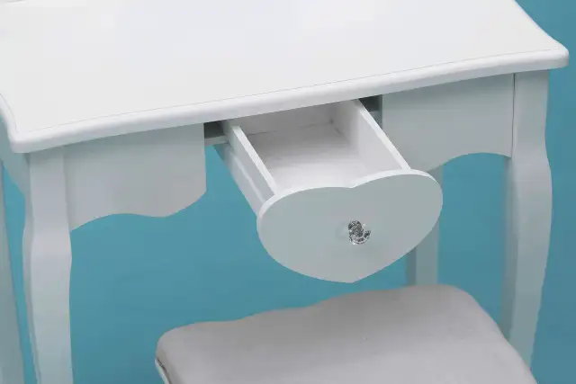 Special Heart ❤️ Shaped Makeup Vanity Table Set STOOL INCLUDED. - Photo 10