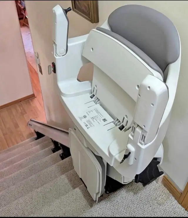 Stairlift Home Glide 2023 Model 5 & 9 Steps - Photo 3