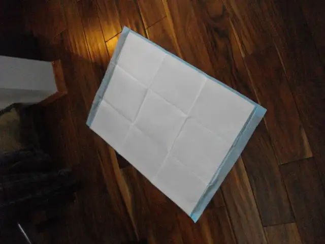 35 pet training pads