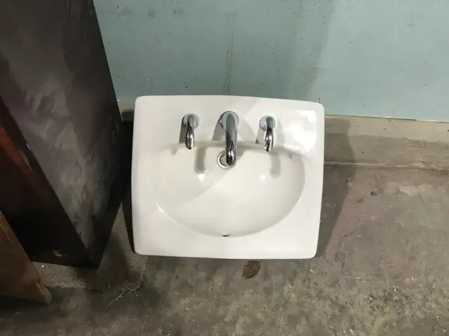 Bathroom China basin with taps For Sale