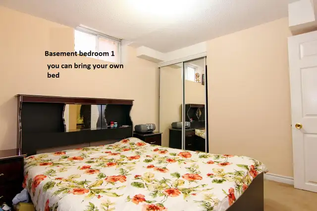Private Bed Rooms for rent $650 (steeles and Hurontario) - Photo 3