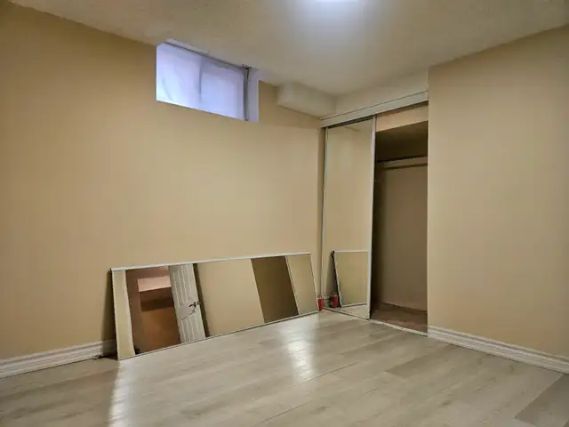 Private Bed Rooms for rent $650 (steeles and Hurontario) - Photo 8