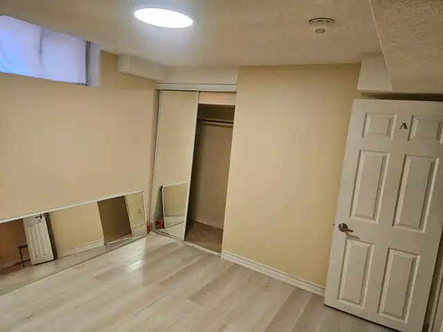 Private Bed Rooms for rent $650 (steeles and Hurontario) - Photo 9