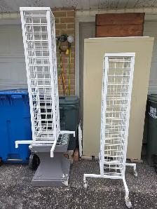 Rectangular Steel 4 Sided Rolling Tower Rack Full Swivel Casters