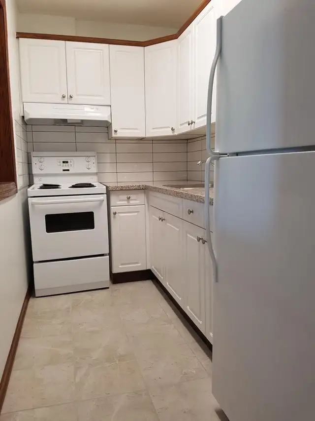 2 Bedroom Apartment for Rent in Fort Richmond - Photo 4