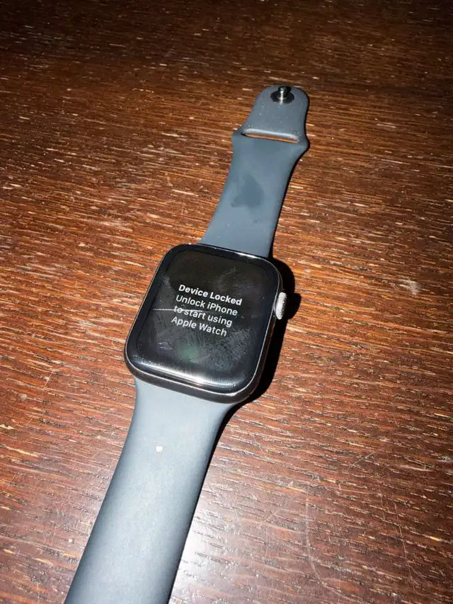 Apple Watch SE 44mm