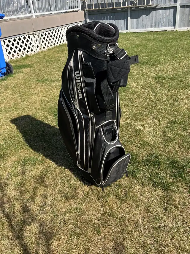 Black wilson golf bag