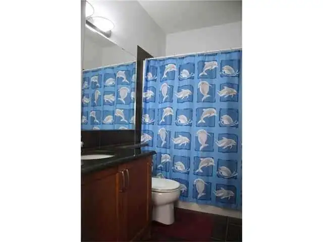 FURNISHED ROOM FOR RENT 600/MONTH. Male Commuters ONLY. - Photo 9