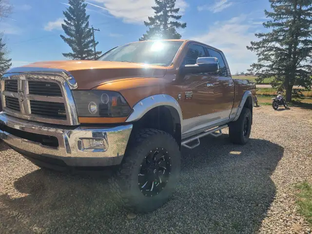2012 Dodge Cummins 3500 - Photo 3