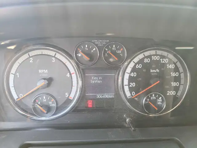 2012 Dodge Cummins 3500 - Photo 6