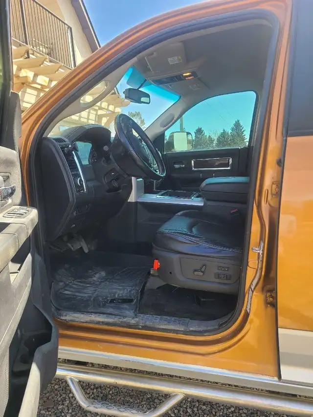 2012 Dodge Cummins 3500 - Photo 9