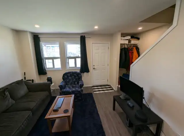 House For Rent ($2,100) - Photo 3