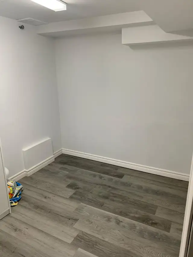 Basement Small Private Room available for rent, ready to move in - Photo 2