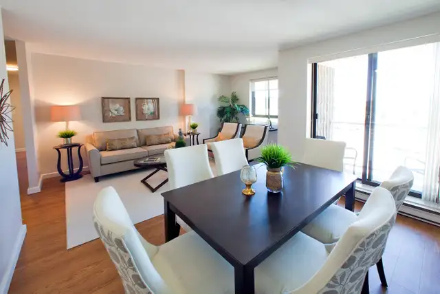 2 Bdrm. Apt. for Rent in with In-suite Laundry! - Photo 7