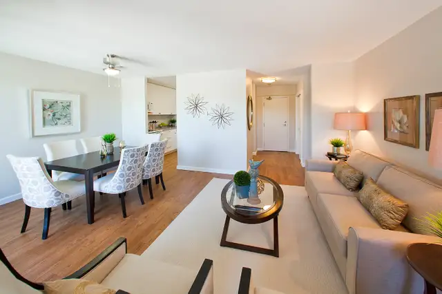 2 Bdrm. Apt. for Rent in with In-suite Laundry! - Photo 10