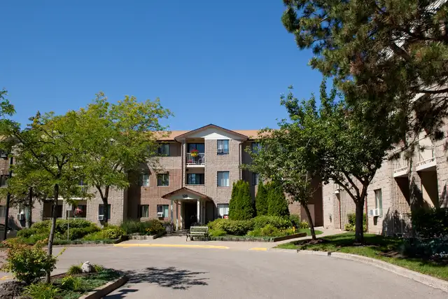 2 Bdrm. Apt. for Rent in with In-suite Laundry! - Photo 18
