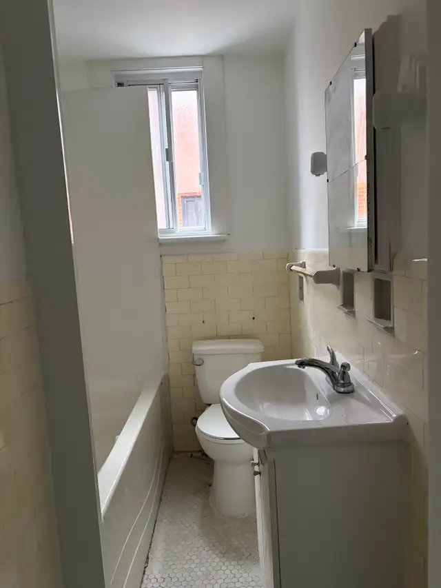 Beau 3 1/2 situé au 2e étage Ste-foy, LIBRE - Photo 13