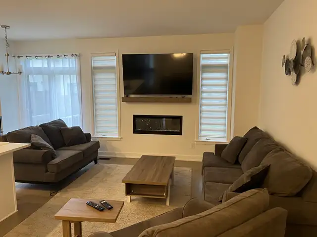 A Big Fully Furnished Private  Room for 1250$ in Findlay Creek - Photo 2