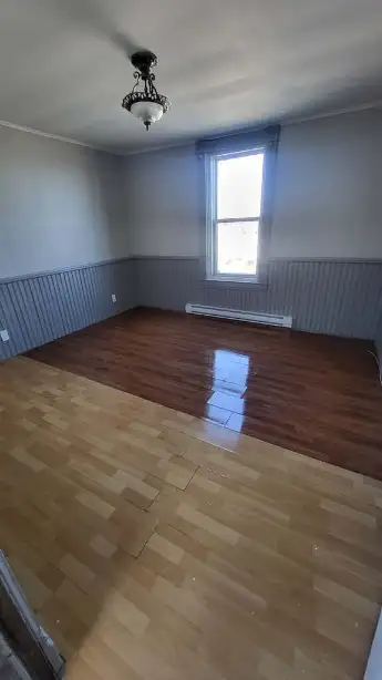 219C Newman - Updated Bachelor North, Private Entrance - Photo 4