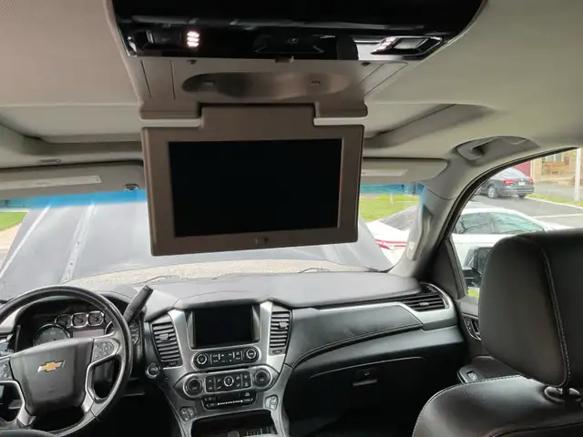 Chevrolet Tahoe LTZ 2015 jamais accidenté - Photo 9