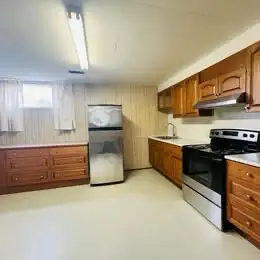 Room Rent - Available June 1 , 2026 - Photo 7