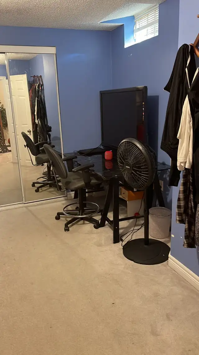 2 Private Rooms Available for Rent – Furnished Basement - Photo 3