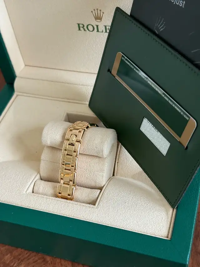 Rolex Pearlmaster 29mm Yellow Gold MOP 18k - Photo 2