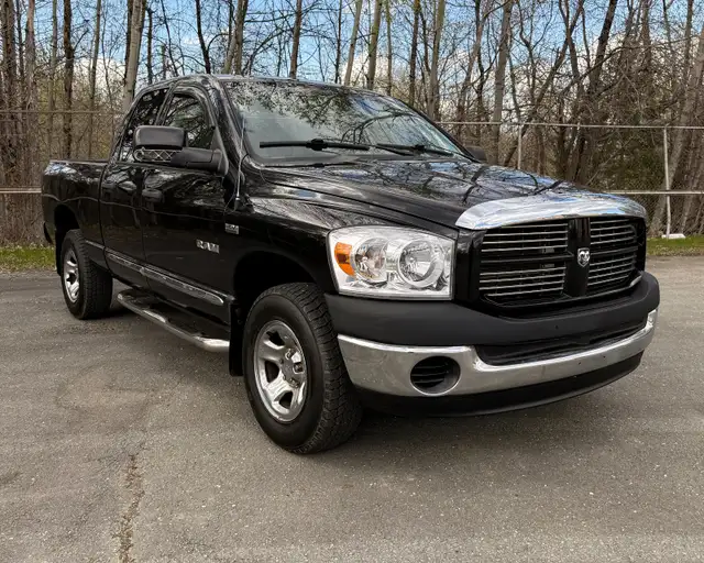 Dodge Ram 5.7 HEMI 4x4 - Photo 2