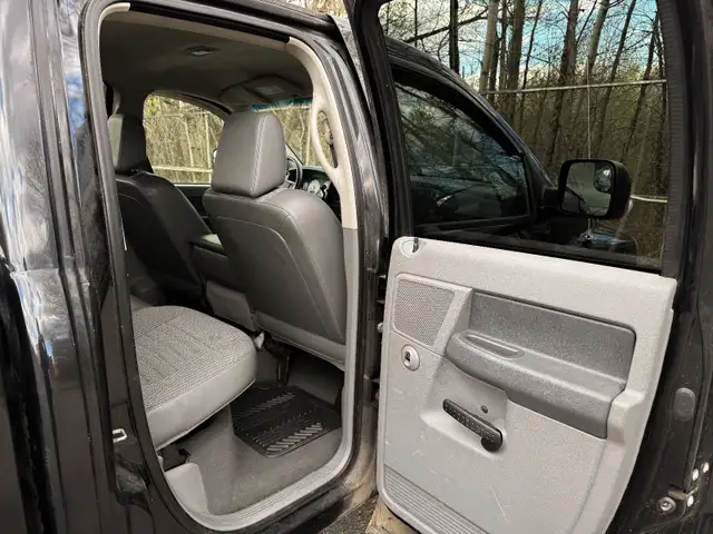 Dodge Ram 5.7 HEMI 4x4 - Photo 7