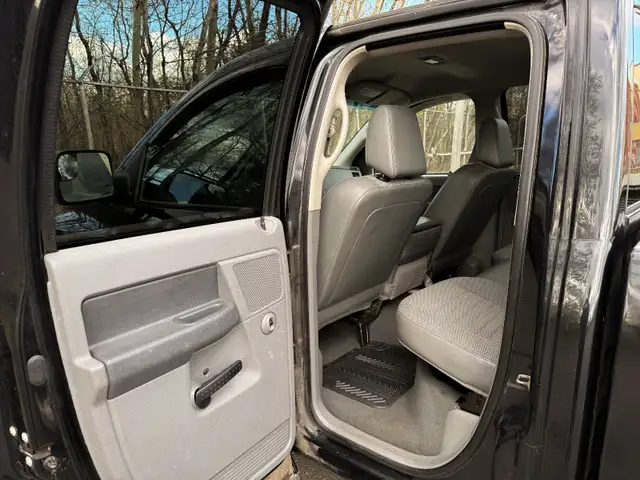 Dodge Ram 5.7 HEMI 4x4 - Photo 8