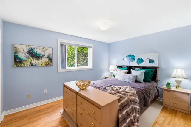 NEW LISTING⭐$799,000⭐ Fabulous 4 bedroom, 2 bathroom Home - Photo 5