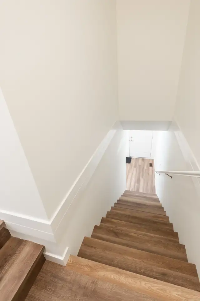 Townhouse for rent - Photo 5
