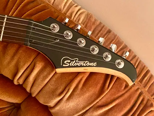 Silvertone SIK-1 MBM, Vintage Electric Guitar, Excellent ! - Photo 5