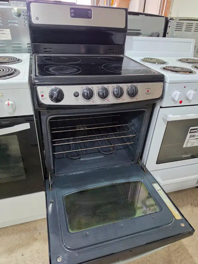 GE 24' Stainless Steel Freestanding Electric Ceramic Top Stove - Photo 3