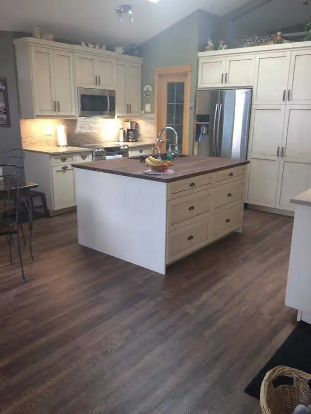 Vinyl plank install - Photo 2
