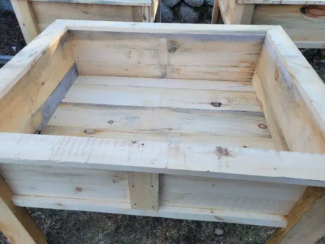 garden planters - Photo 2