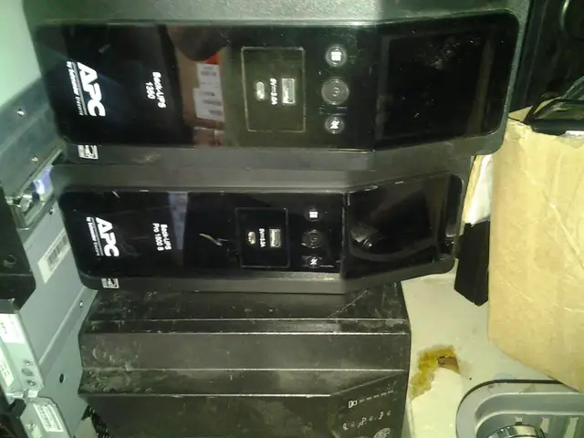 APC Back-UPS Pro 1000S 1000VA line-interactive tower UPS