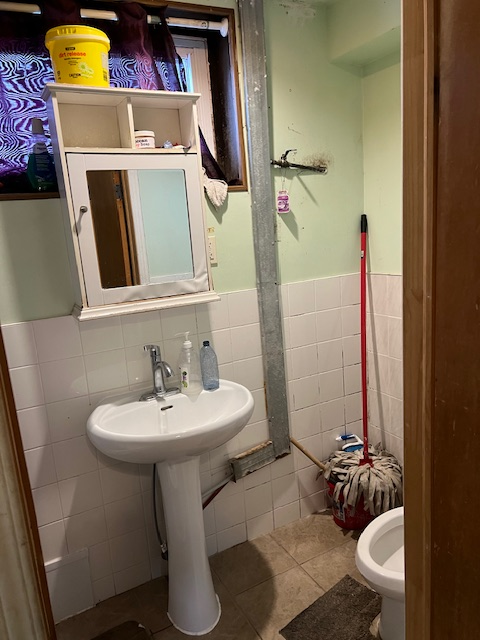 Large Furnished basement room available on June 1st - Photo 2
